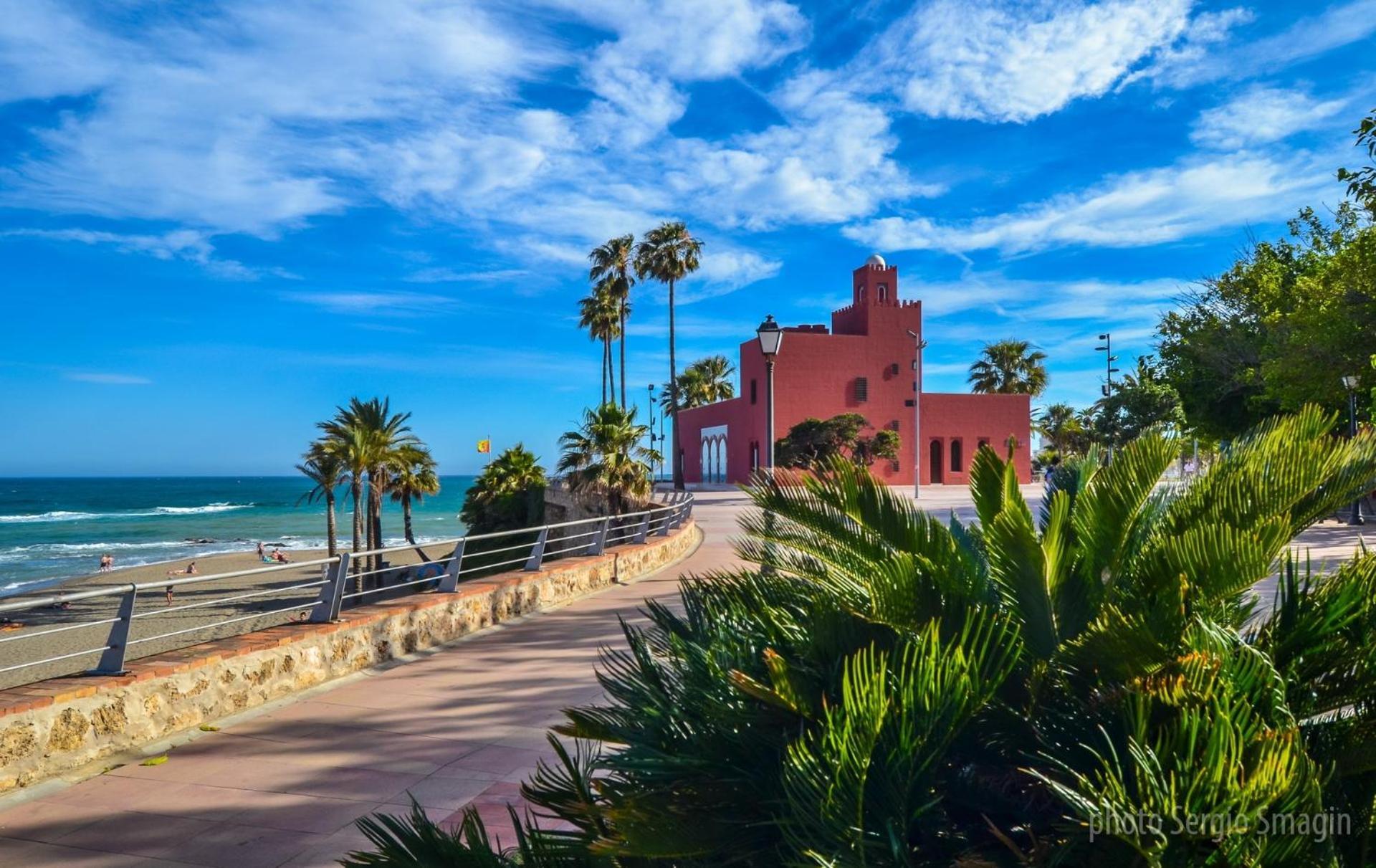 135 Agata Apartamentos. Piscina Y Playa. A Corta Distancia Del Centro. Benalmádena Eksteriør billede