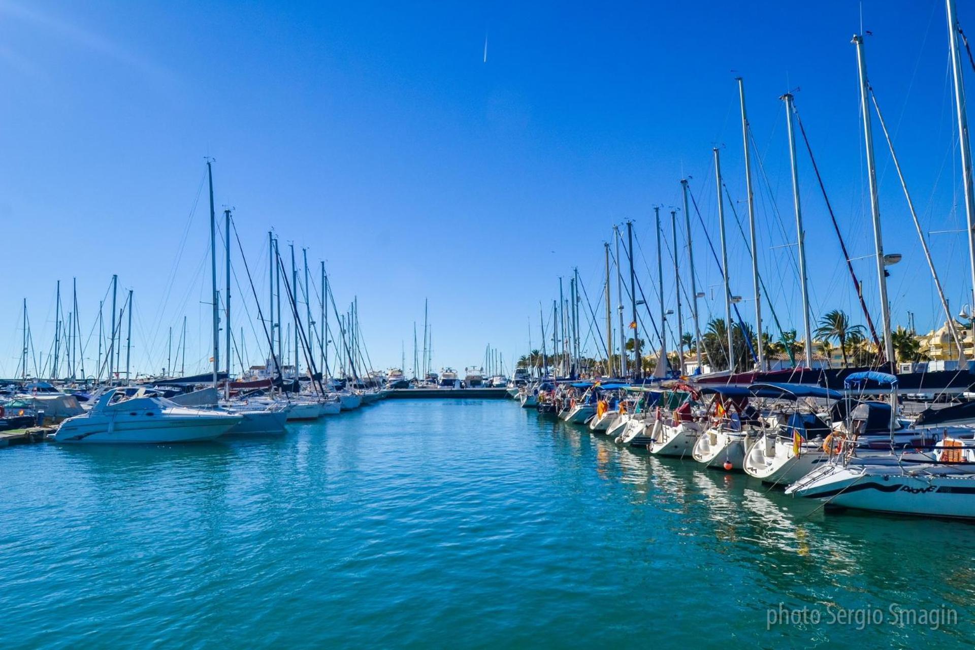 135 Agata Apartamentos. Piscina Y Playa. A Corta Distancia Del Centro. Benalmádena Eksteriør billede