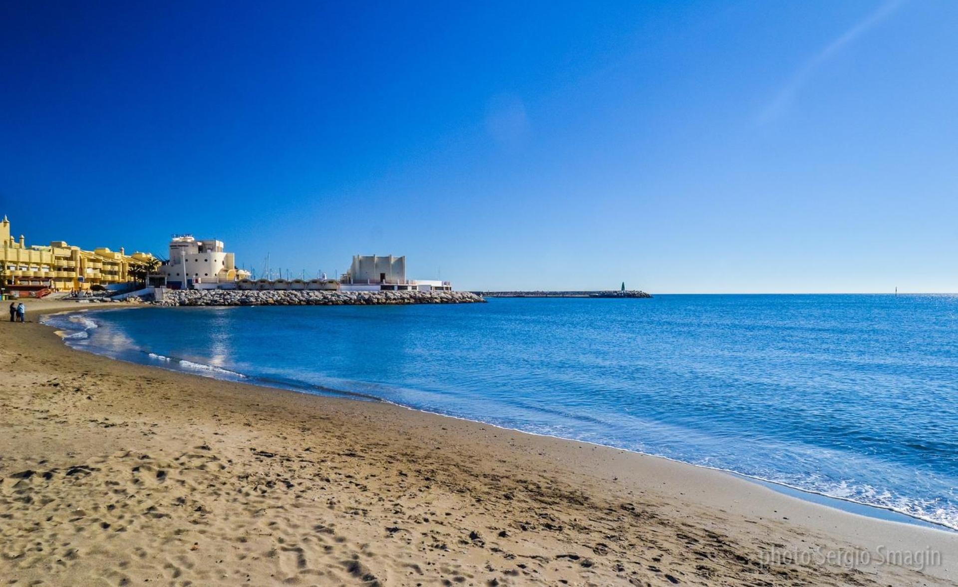135 Agata Apartamentos. Piscina Y Playa. A Corta Distancia Del Centro. Benalmádena Eksteriør billede